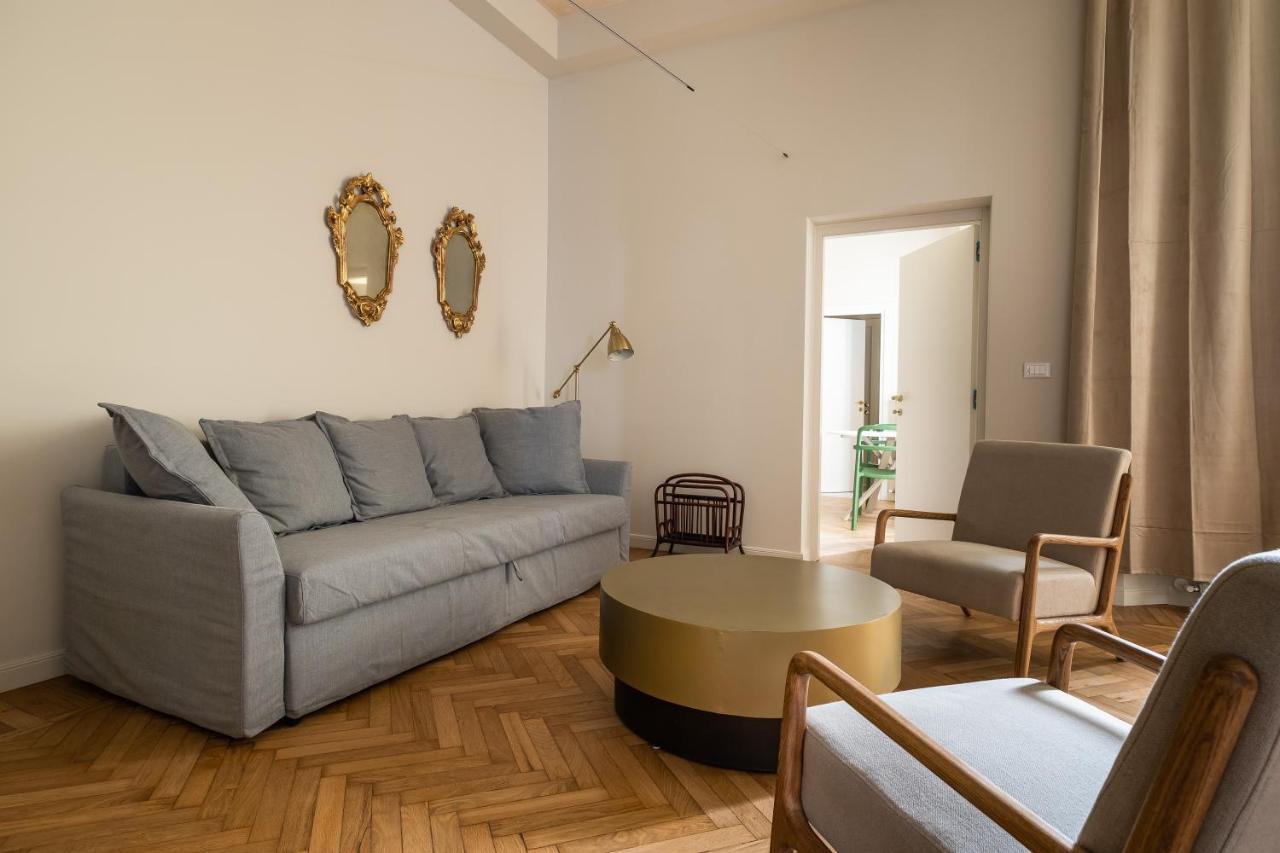 Appartamento D'Azeglio Nel Salotto Di Bologna Luaran gambar