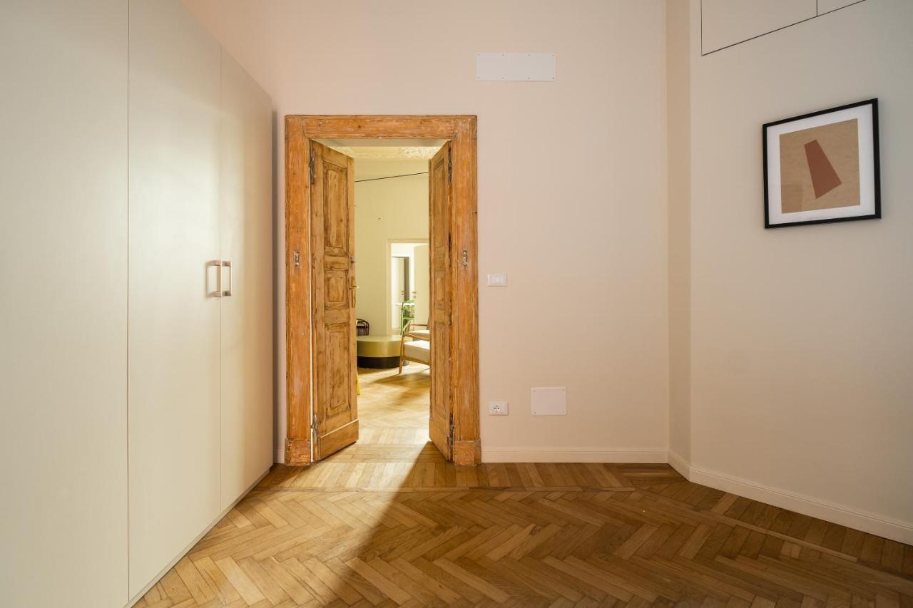 Appartamento D'Azeglio Nel Salotto Di Bologna Luaran gambar