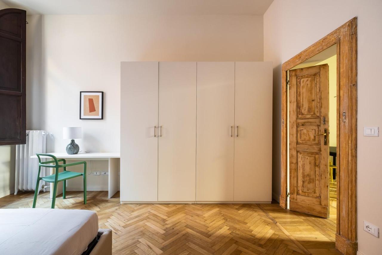 Appartamento D'Azeglio Nel Salotto Di Bologna Luaran gambar