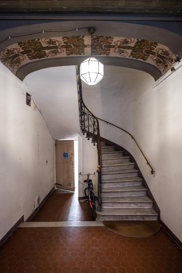 Appartamento D'Azeglio Nel Salotto Di Bologna Luaran gambar